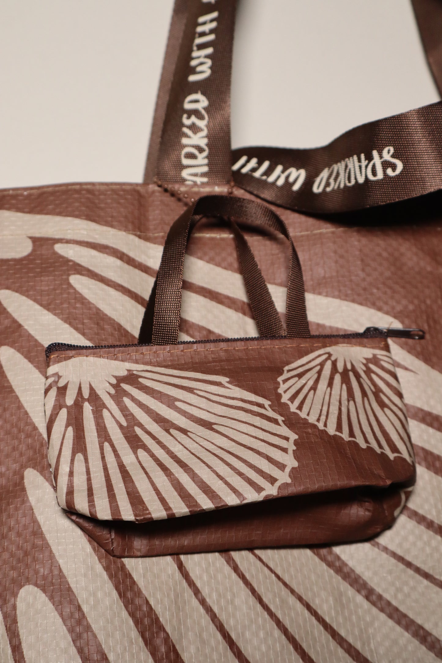 OPIHI (Mini Makeke Eke)