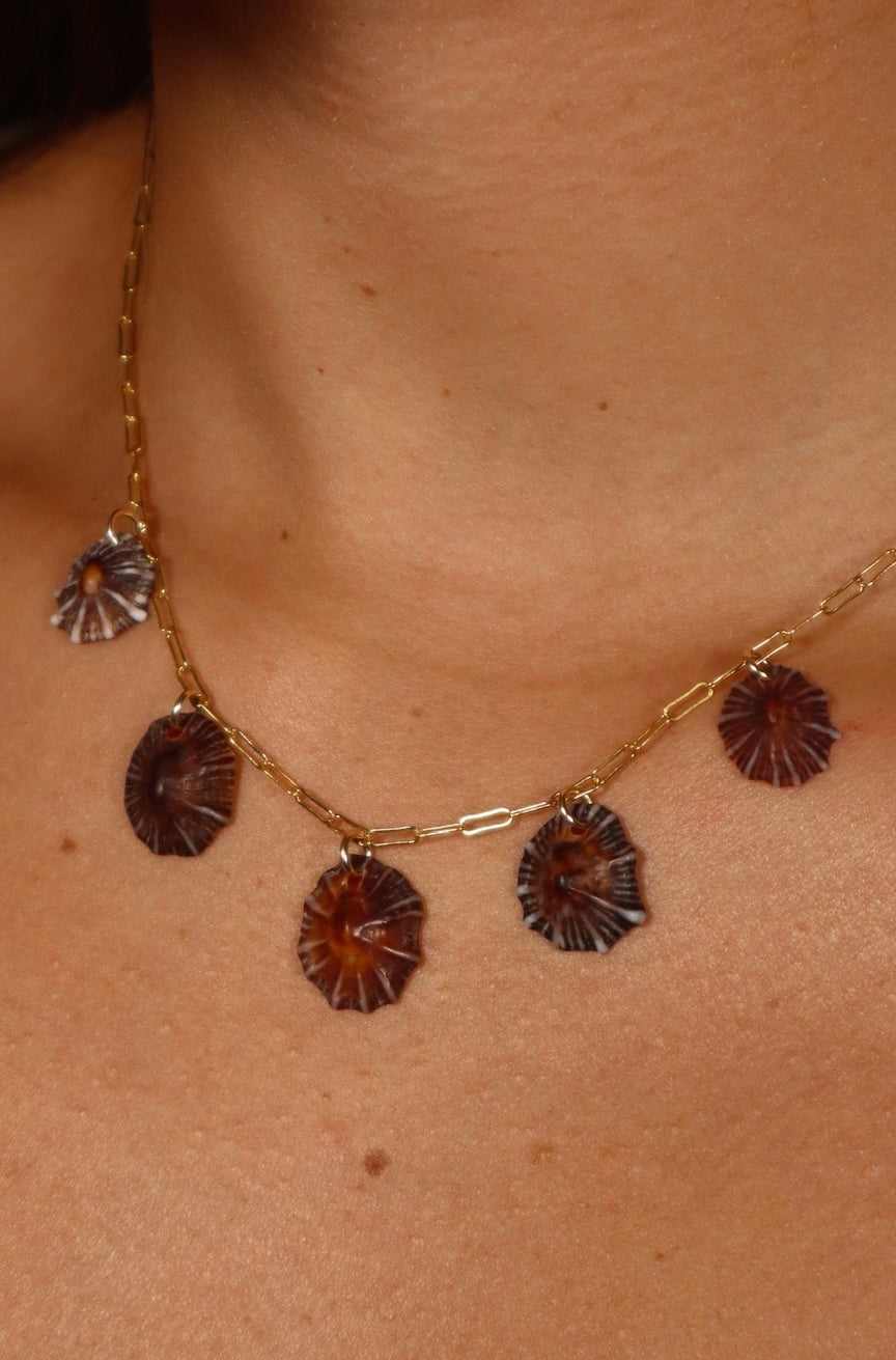 `Opihi Twilight Necklace