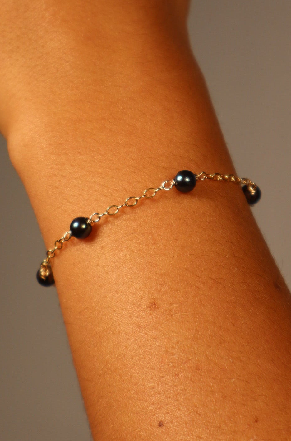 Hoʻoheno Bracelet