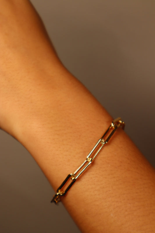Hoʻohui Paperclip Bracelet