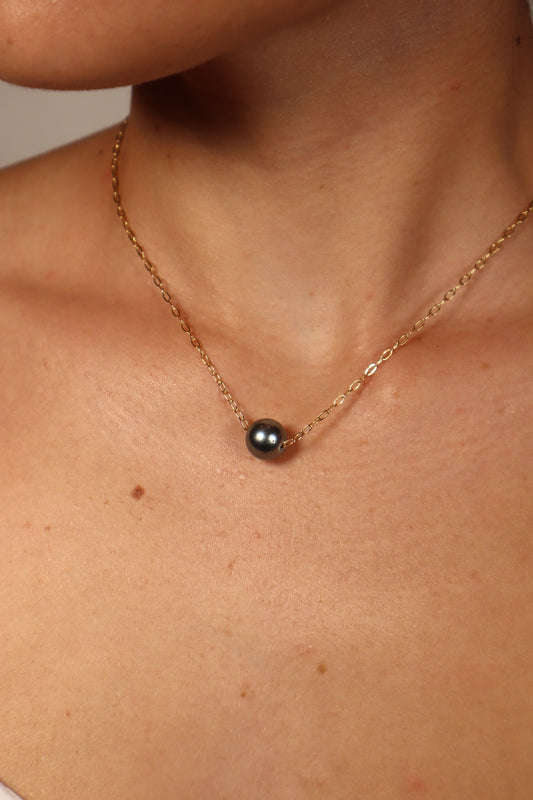 Manawa Pearl Necklace