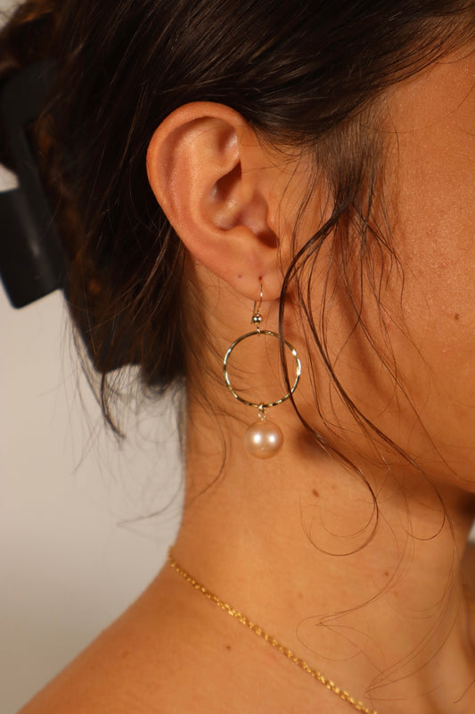 Aurora Pearl Earrings